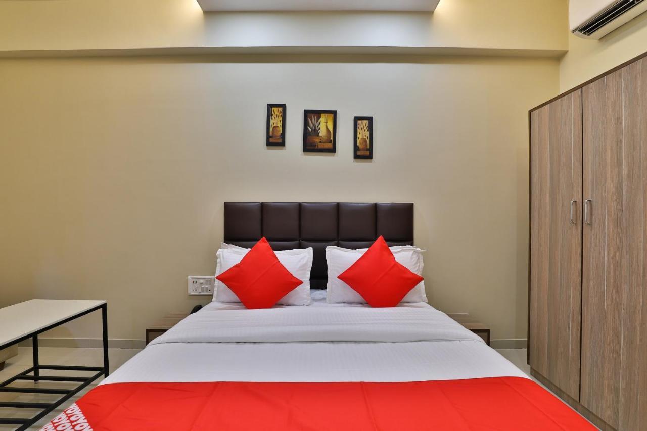 Oyo 28429 Hotel Citadel Surat Eksteriør billede
